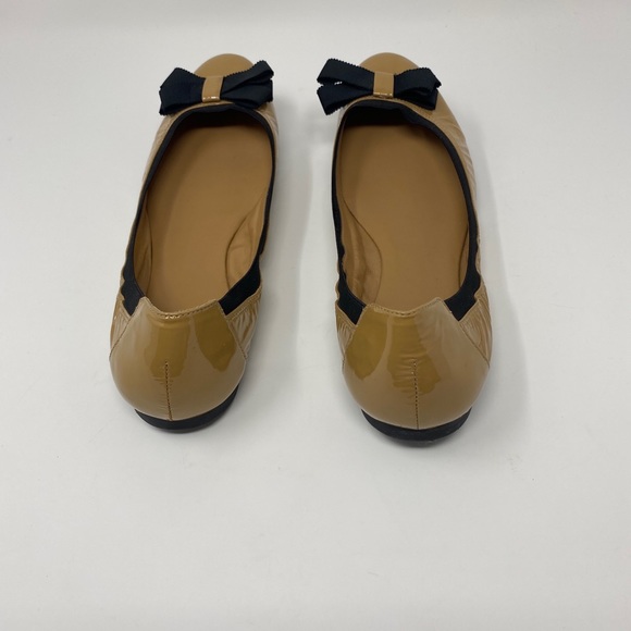 Kate Spade never worn size 10 camel patent flats w grosgrain ribbon & bow - Picture 8 of 11
